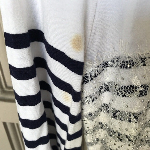 WHBM Top SzM Blk/Wht Stripe Lace Embellishment V Neck Used - Picture 7 of 7